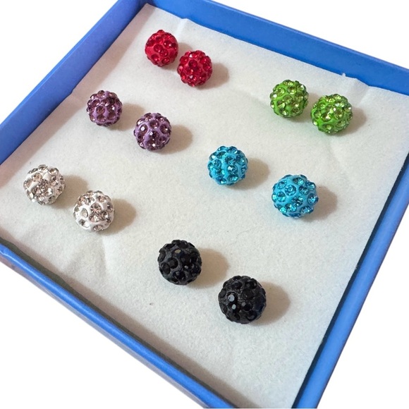 “The Skyline Collection” Cubic Zirconia Earrings (Set Of 6) - Picture 5 of 5